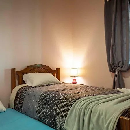 Casa Da Maria 15 - - Famílias *